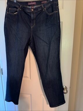 Gloria Vanderbilt Straight-Leg Jeans in Dark Blue Denim